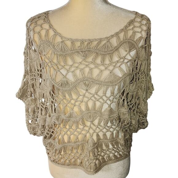 Vivid Collection of NY Cream Crochet Boho Layering Poncho Beachy Festival - Picture 1 of 4